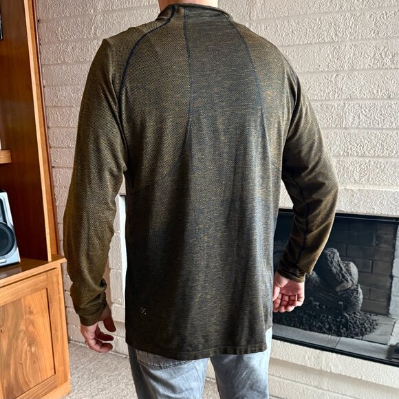 LULULEMON Metal Vent Tech 1/2 Zip | XL - Picture 4 of 10